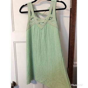 Buckle: green summer dress